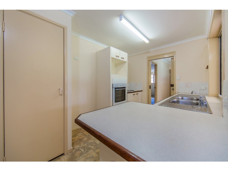 4 Halyard Court, Deception Bay QLD 4508