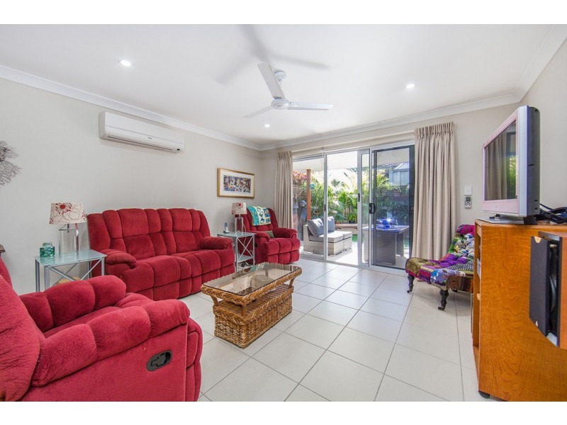 72a Deans Street E, Margate QLD 4019
