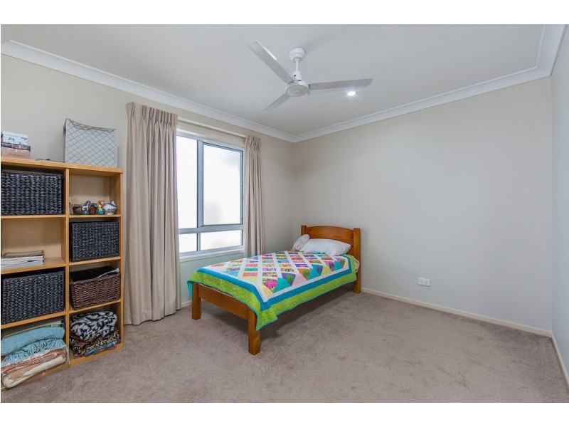 72a Deans Street E, Margate QLD 4019