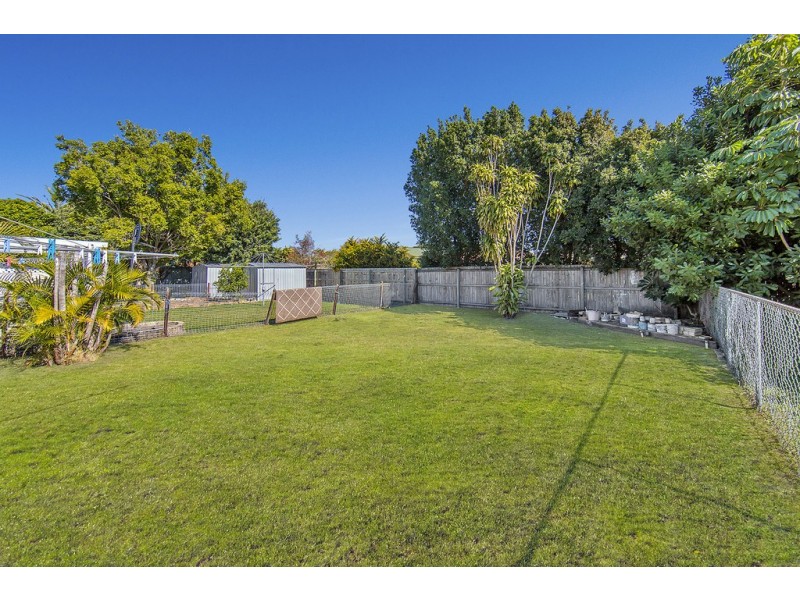 19 Ettie St, Redcliffe QLD 4020