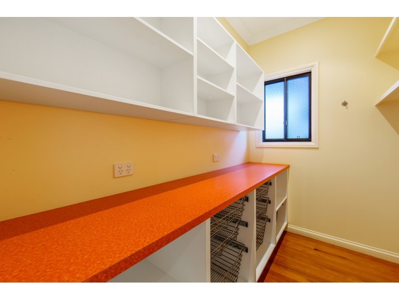 5 Whytecliffe Pde, Woody Point QLD 4019