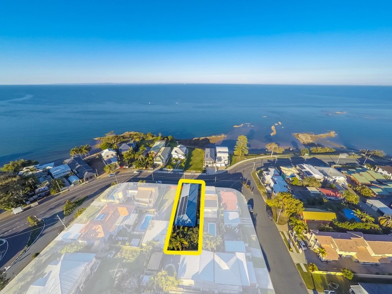 5 Whytecliffe Pde, Woody Point QLD 4019