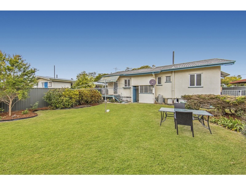 28 Centaur St, Redcliffe QLD 4020