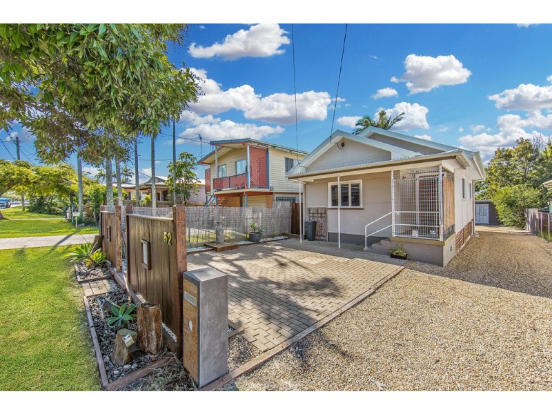 52 Turner St, Scarborough QLD 4020