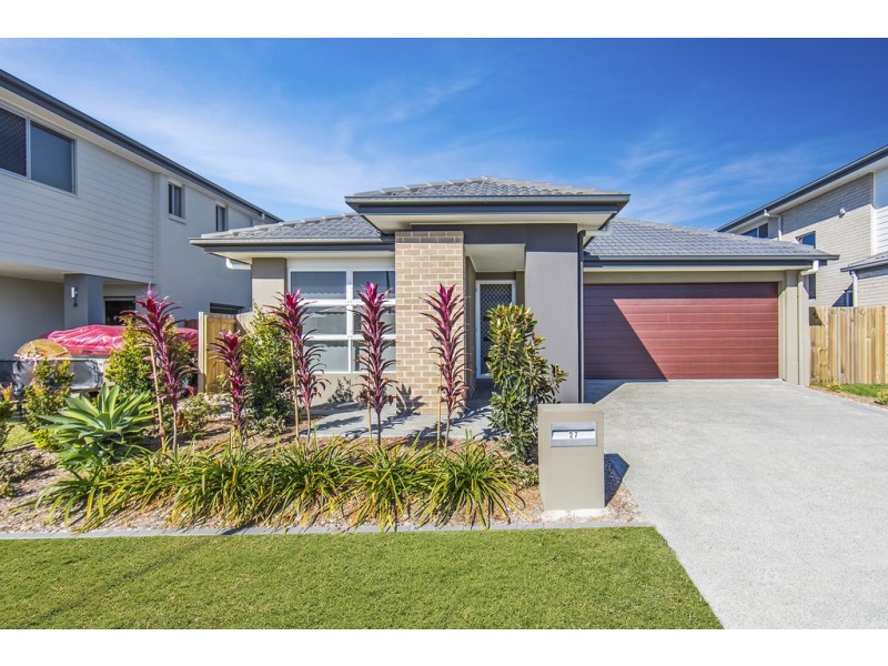 27 Comanche, Newport QLD 4020