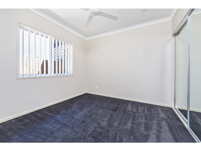 27 Comanche, Newport QLD 4020