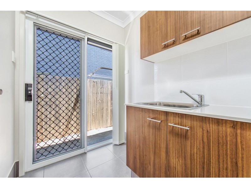 27 Comanche, Newport QLD 4020