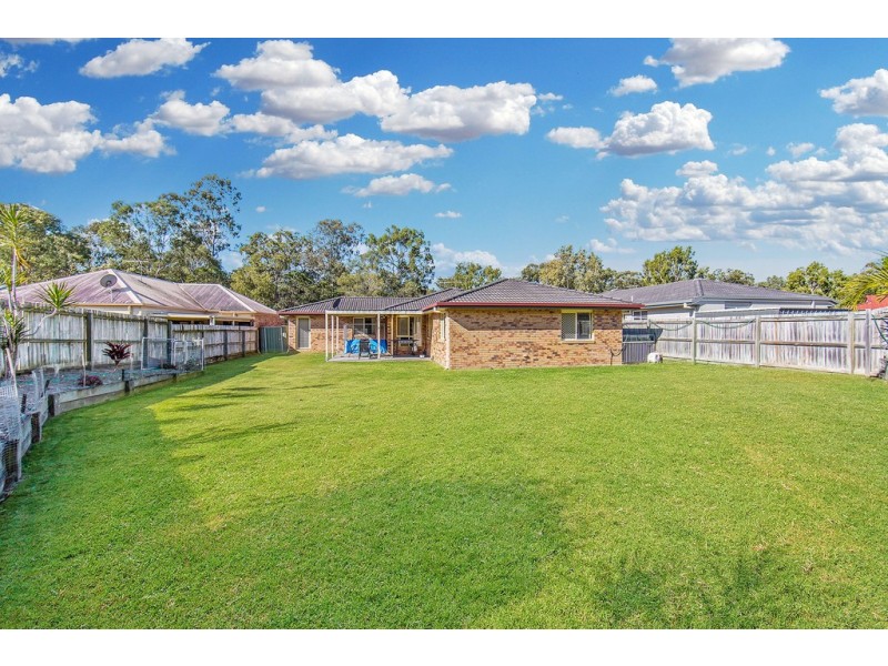 13 Milliken Circuit, Forest Lake QLD 4078