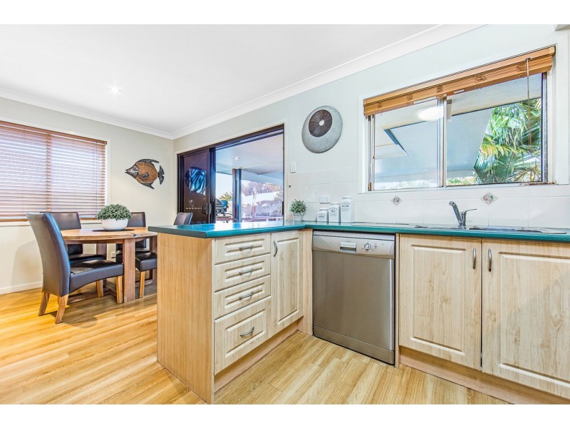 17 Alkooie Avenue, Clontarf QLD 4019