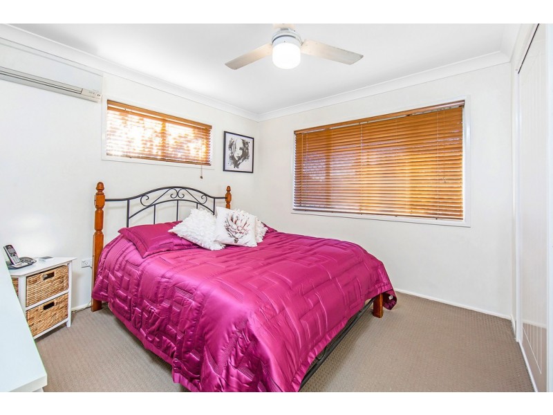 17 Alkooie Avenue, Clontarf QLD 4019