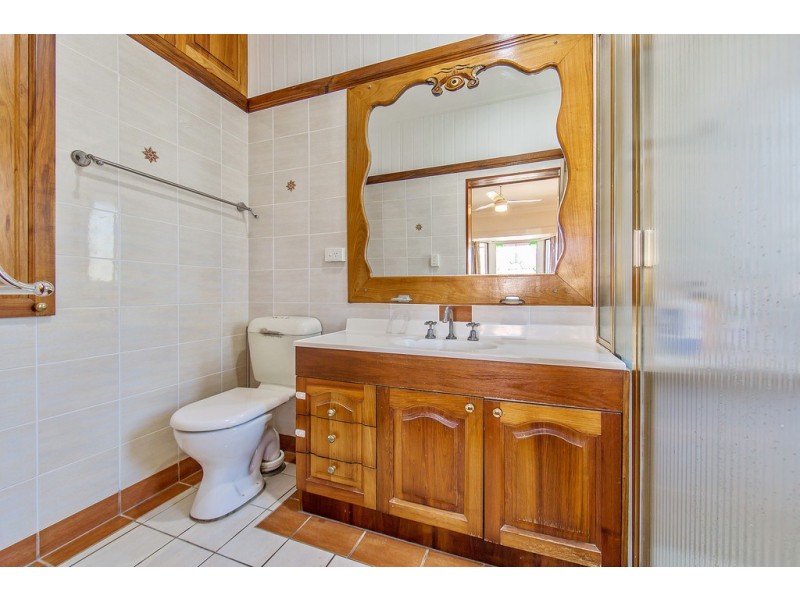 24 Steven St, Redcliffe QLD 4020