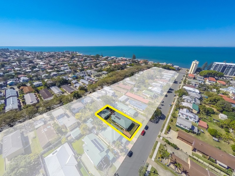 24 Steven St, Redcliffe QLD 4020