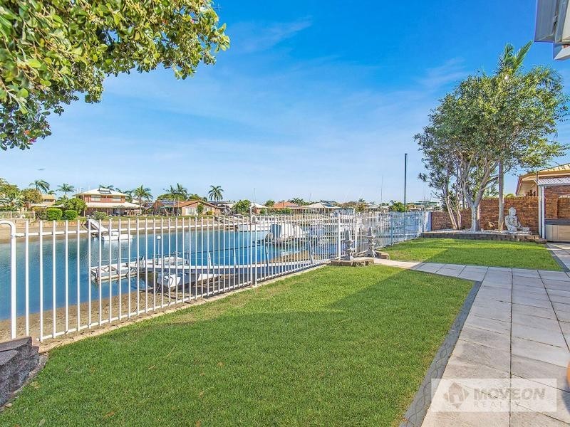 18 Australia court, Newport QLD 4020