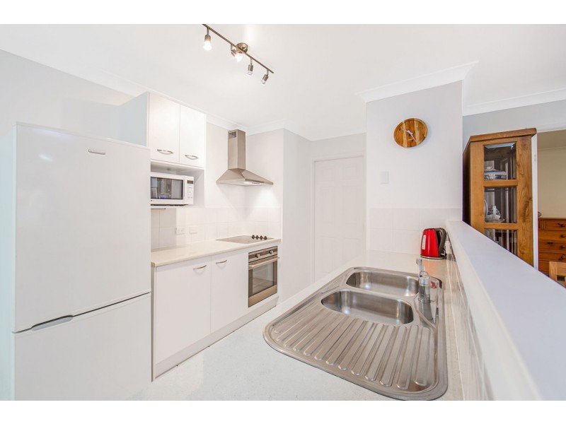 20 Mary St, Redcliffe QLD 4020