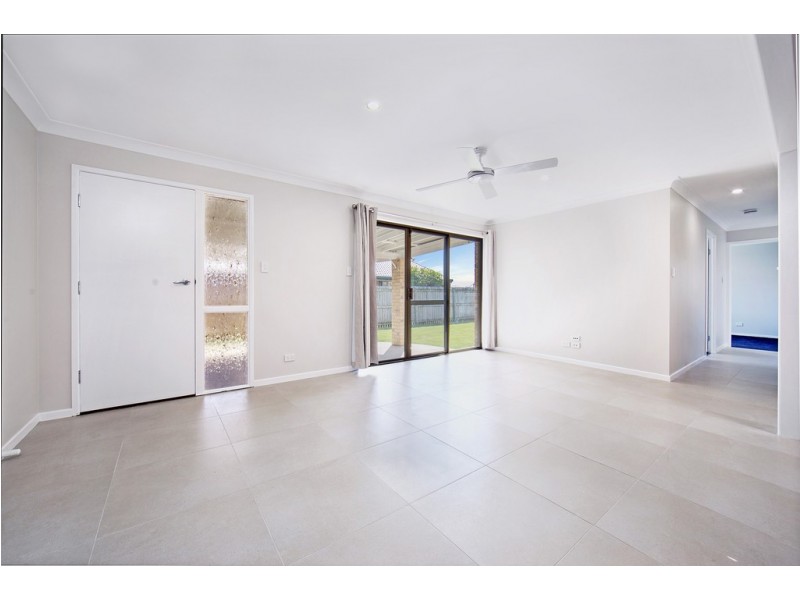 22 Masterton St, Kippa-ring QLD 4021