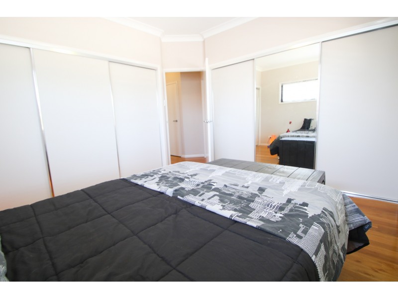 33 Victoria Ave, Woody Point QLD 4019