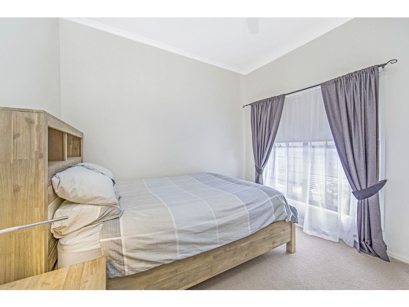 13 Robert St, Clontarf QLD 4019