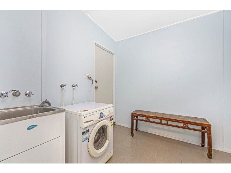 13 Robert St, Clontarf QLD 4019