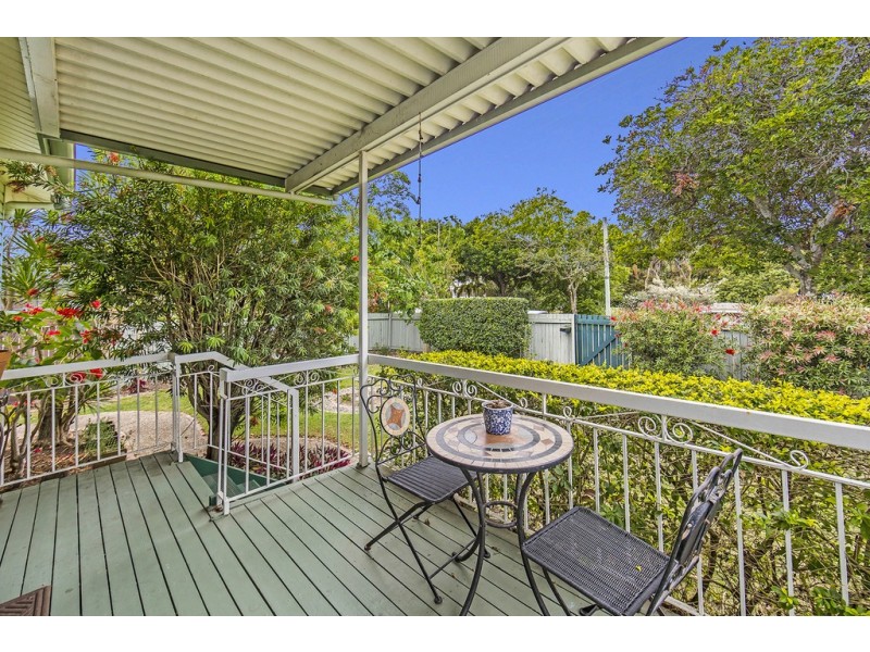 13 Robert St, Clontarf QLD 4019