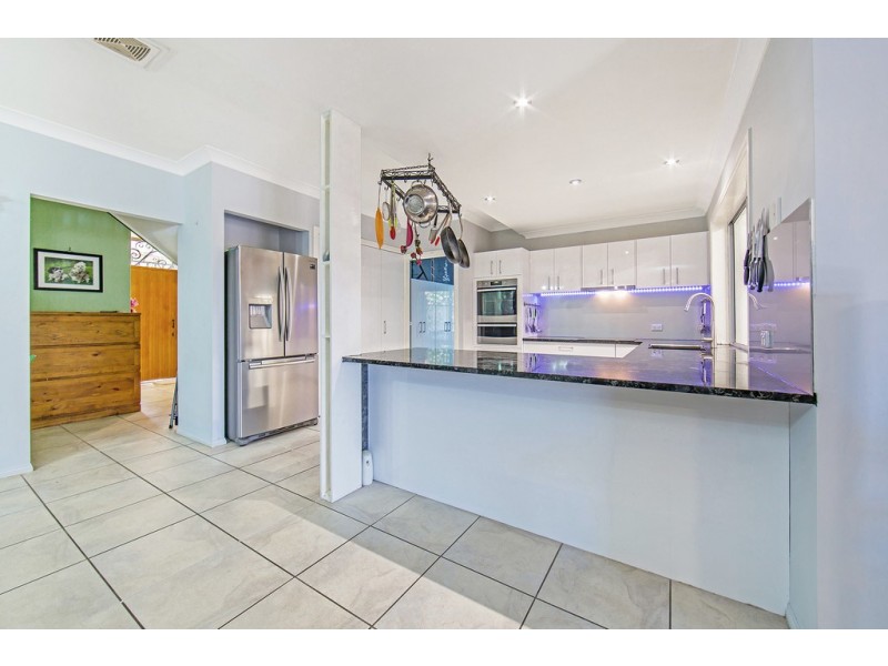 6 St Ives Court, Kippa-ring QLD 4021
