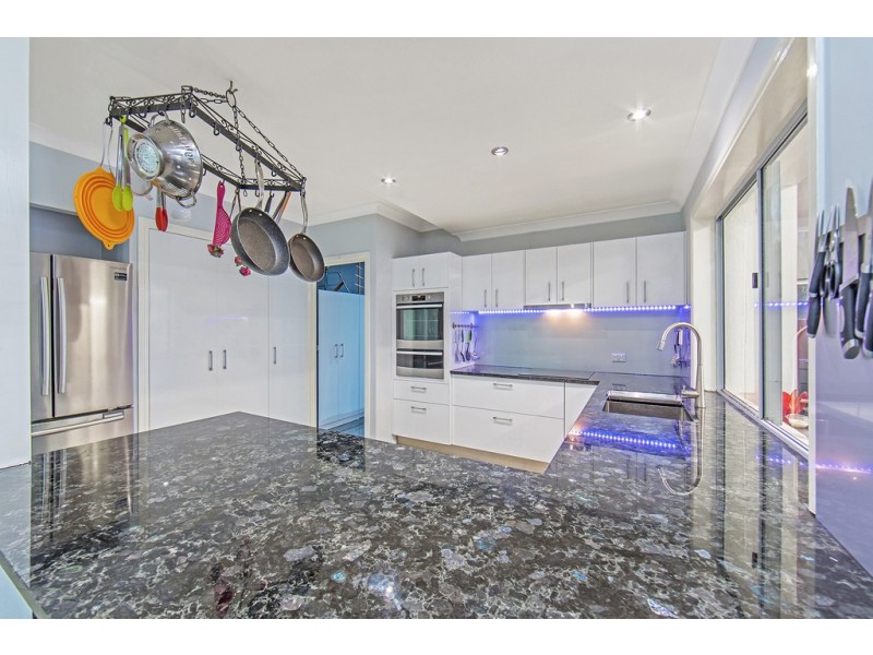 6 St Ives Court, Kippa-ring QLD 4021