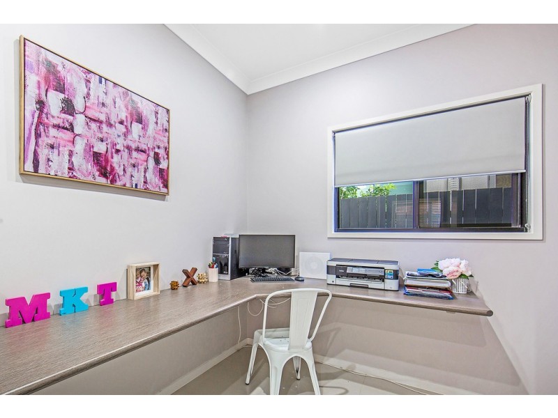 84 Seaville Ave, Scarborough QLD 4020