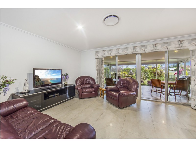 40 Daniel Court, Scarborough QLD 4020