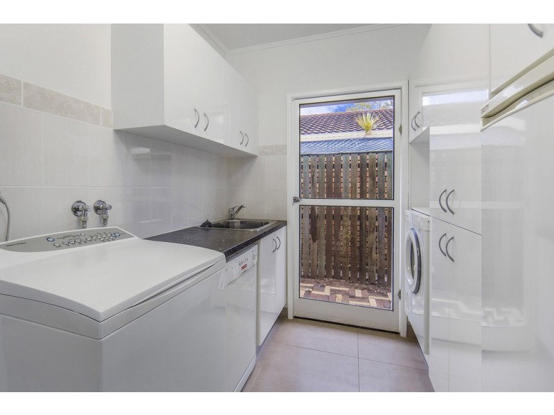 40 Daniel Court, Scarborough QLD 4020