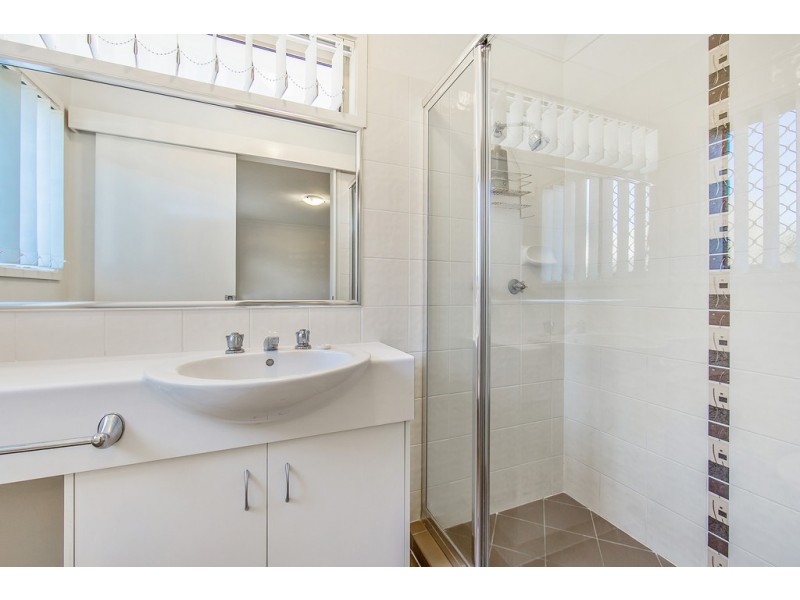8/56 Fleet Drive, Kippa-ring QLD 4021