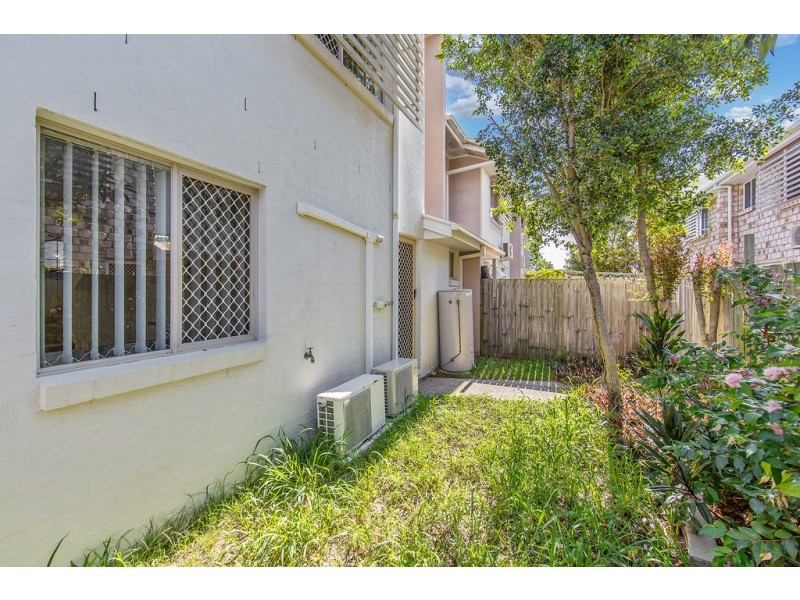 8/56 Fleet Drive, Kippa-ring QLD 4021