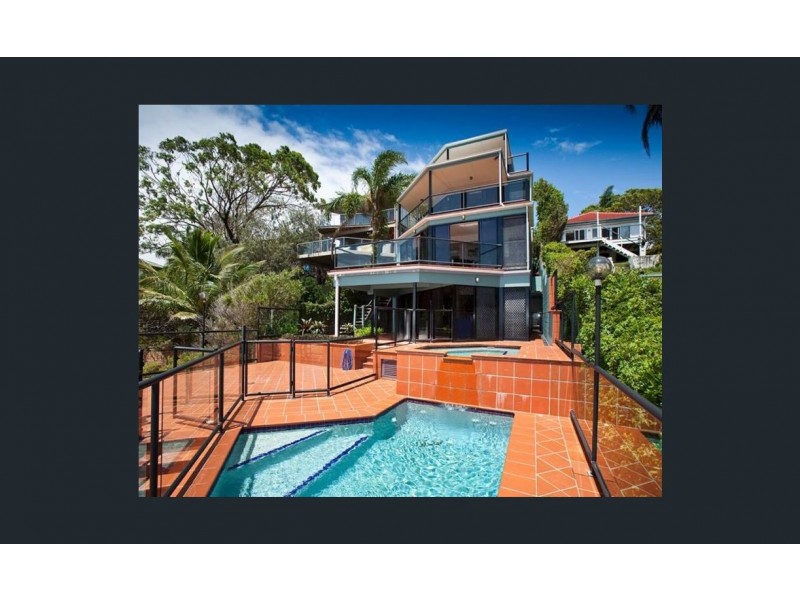 42 Whytecliffe Parade, Woody Point QLD 4019