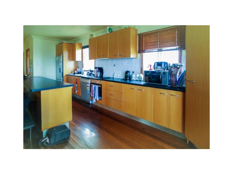 199 Scarborough Road, Scarborough QLD 4020