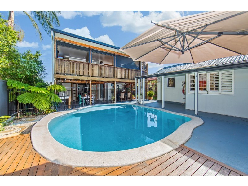 12 COWEN, Margate QLD 4019