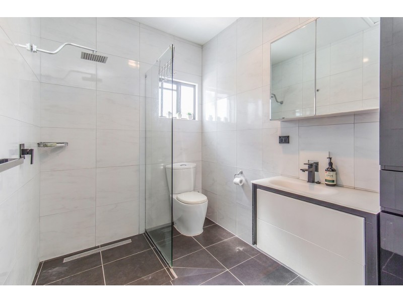 12 COWEN, Margate QLD 4019