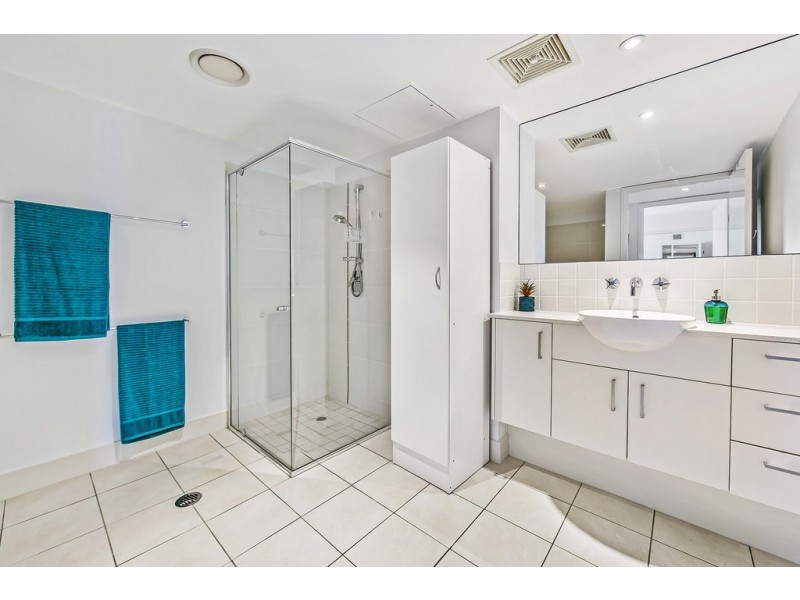 22/5 Lilla St, Woody Point QLD 4019