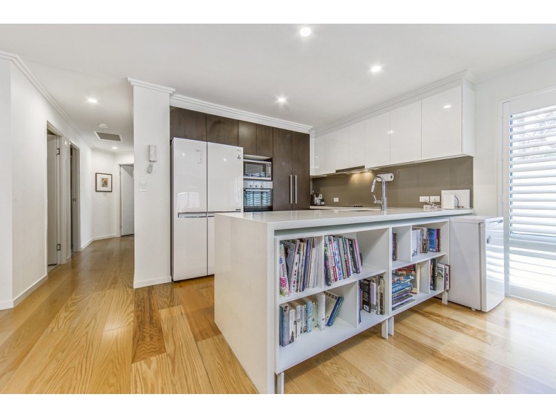 2/14 Webb St, Margate QLD 4019