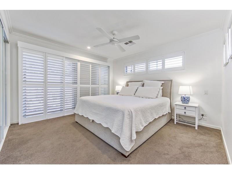2/14 Webb St, Margate QLD 4019