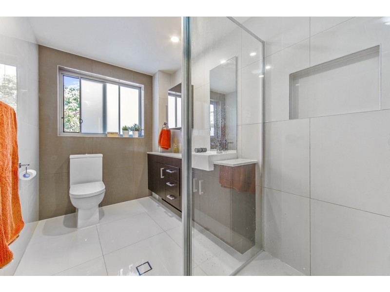 2/14 Webb St, Margate QLD 4019