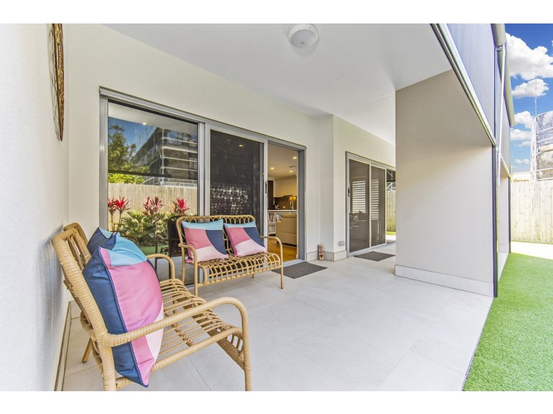 2/14 Webb St, Margate QLD 4019