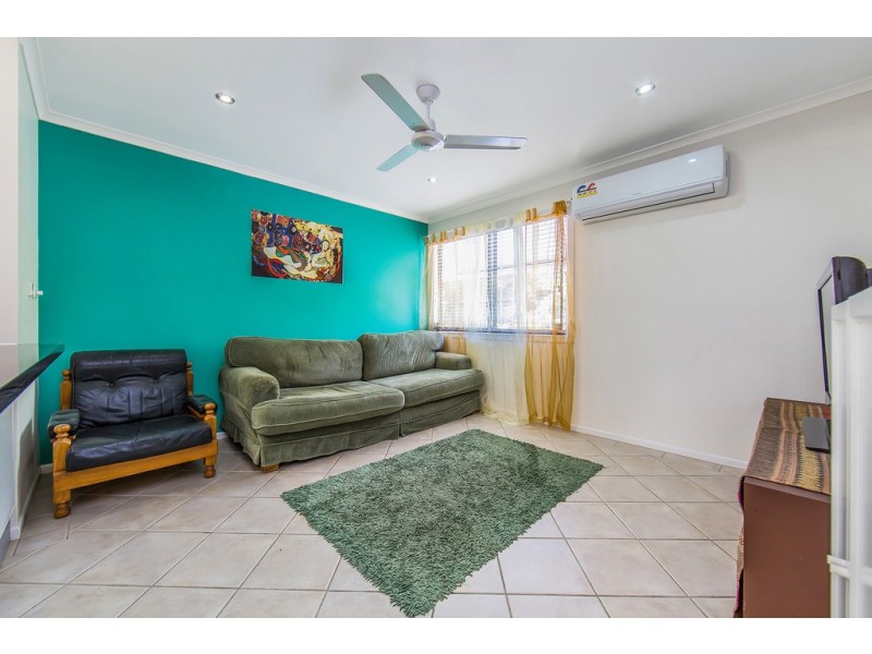 8 Gilpin St, Shorncliffe QLD 4017