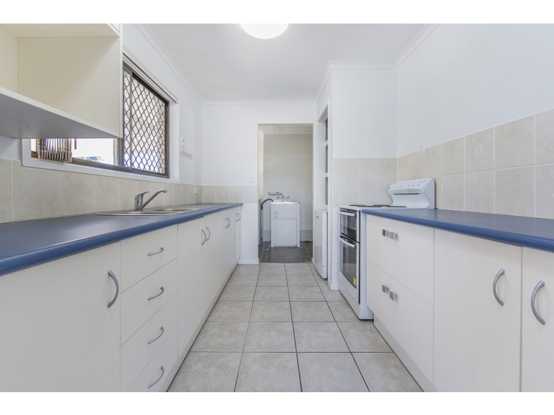 16 Hodges St, Redcliffe QLD 4020