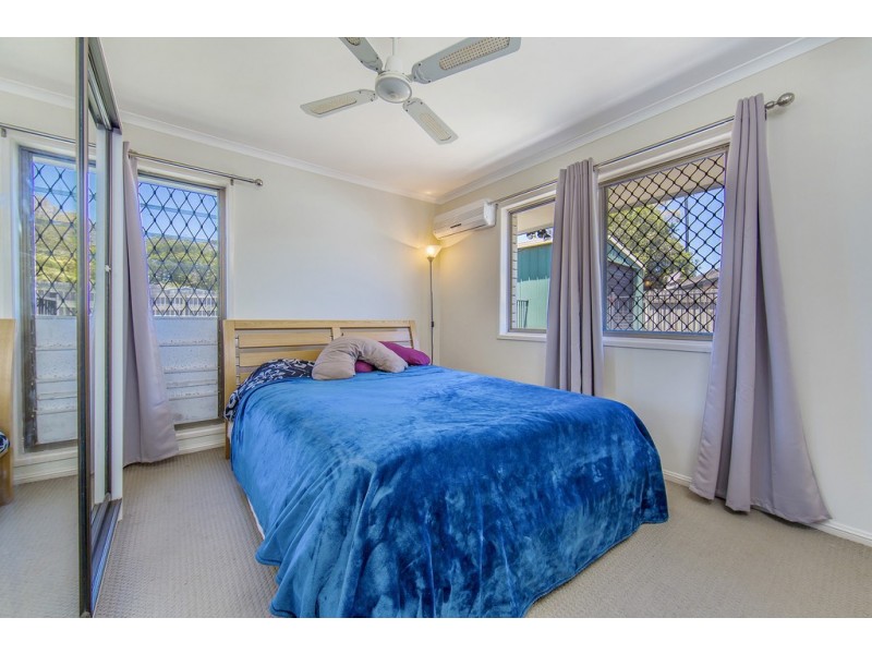 16 Hodges St, Redcliffe QLD 4020