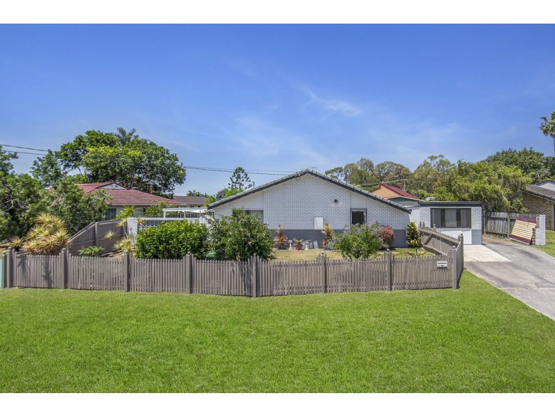 16 Hodges St, Redcliffe QLD 4020