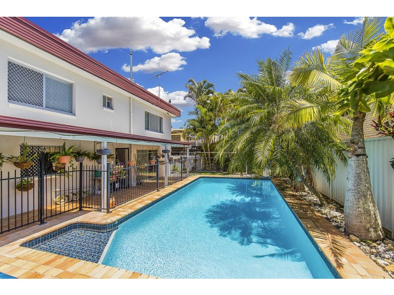2 Joanna Street, Clontarf QLD 4019