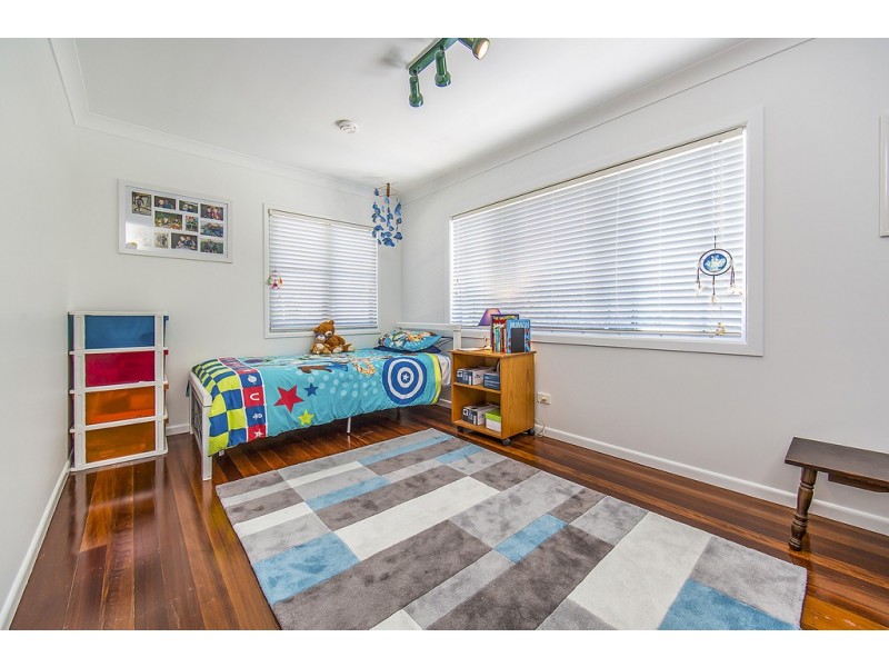2 Joanna Street, Clontarf QLD 4019