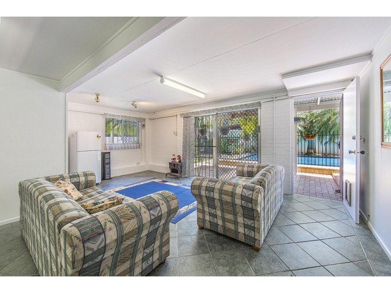2 Joanna Street, Clontarf QLD 4019