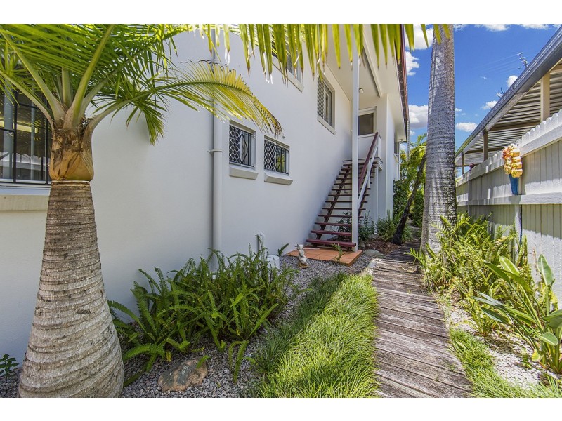 2 Joanna Street, Clontarf QLD 4019