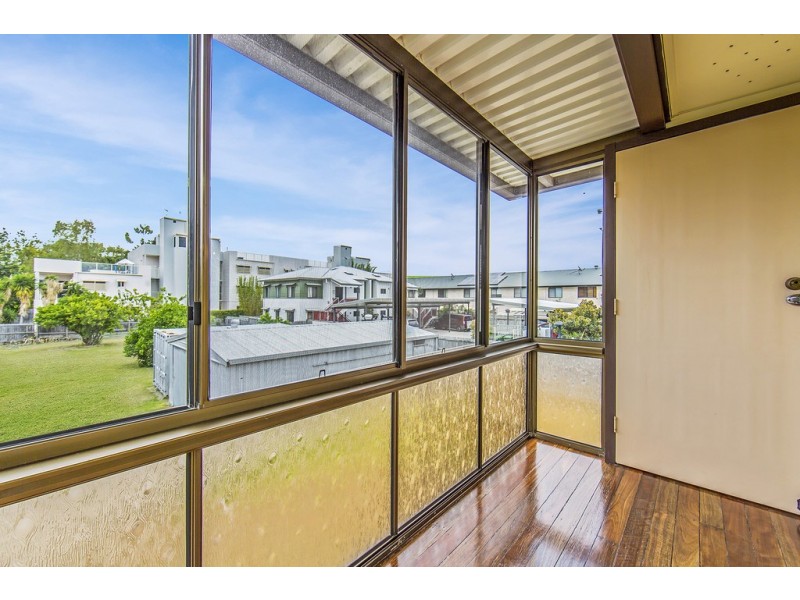 20 BELVEDERE STREET, Clontarf QLD 4019