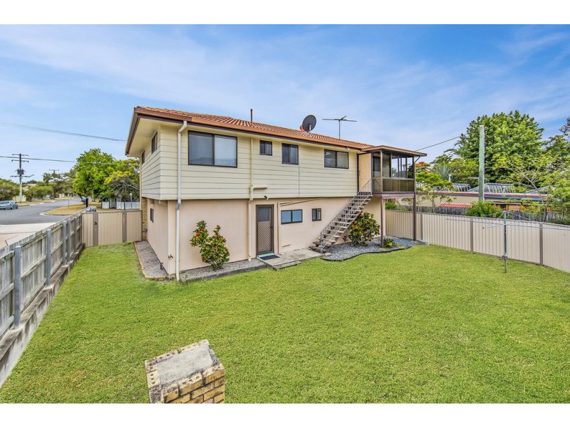 20 BELVEDERE STREET, Clontarf QLD 4019