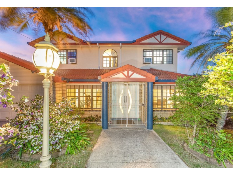 19 Pinewood Street, Redcliffe QLD 4020